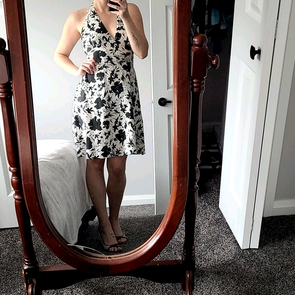 Summer Halter Dress - Picture 1 of 4